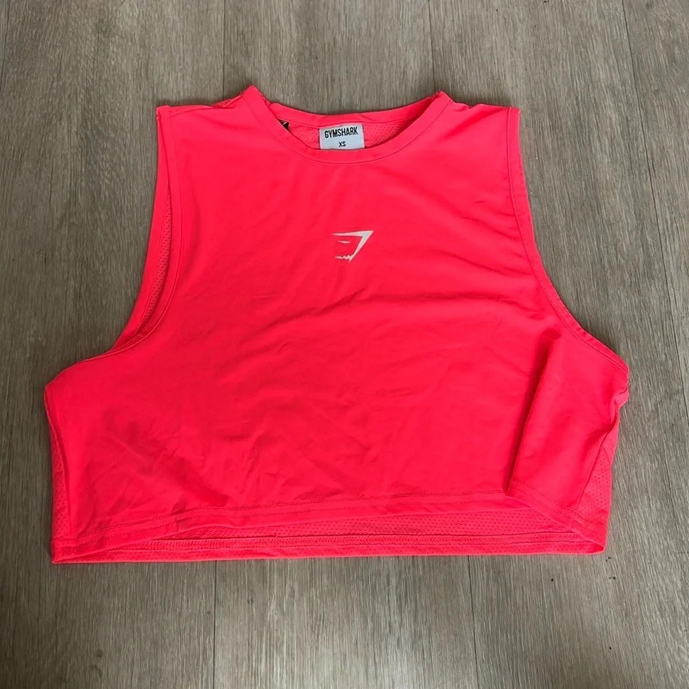 Gymshark Pink Cropped Tank - Picture 1 of 3